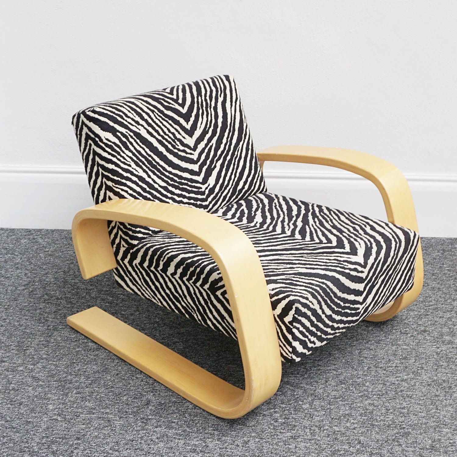 Alvar Aalto - Tank Chair - by Artek - Zebra Fabric - Jeroen Markies Art Deco Furniture