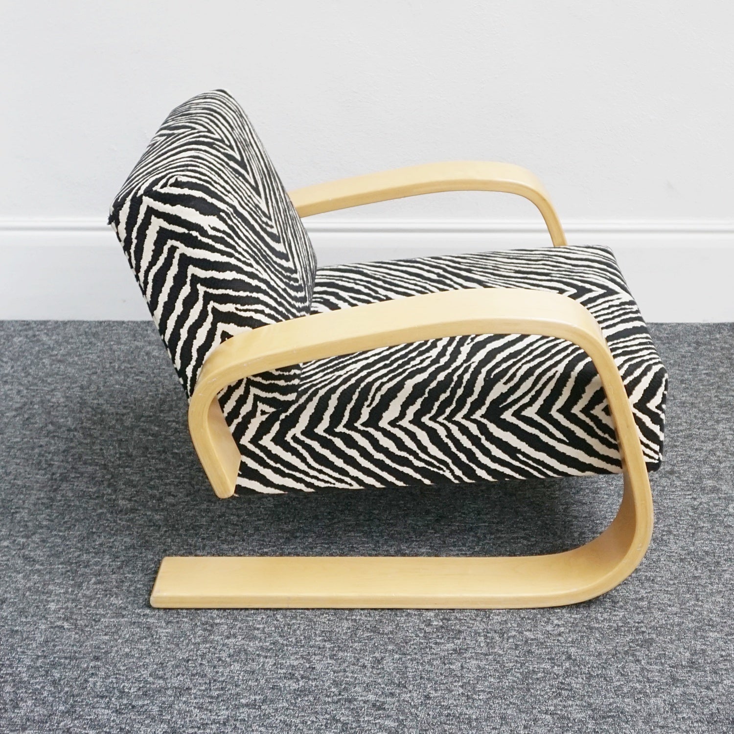 Alvar Aalto - Tank Chair - by Artek - Zebra Fabric - Jeroen Markies Art Deco Furniture