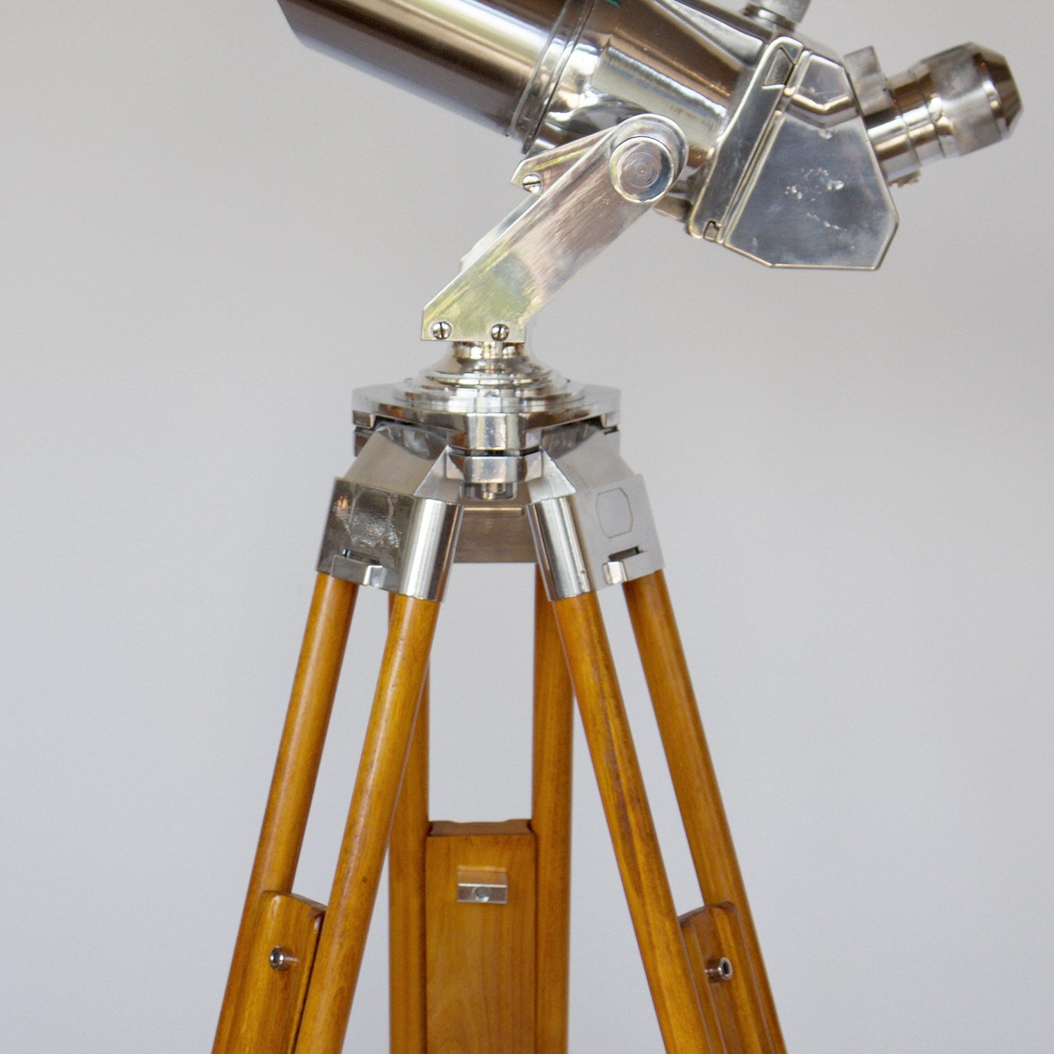 10 x 80 Naval Binoculars