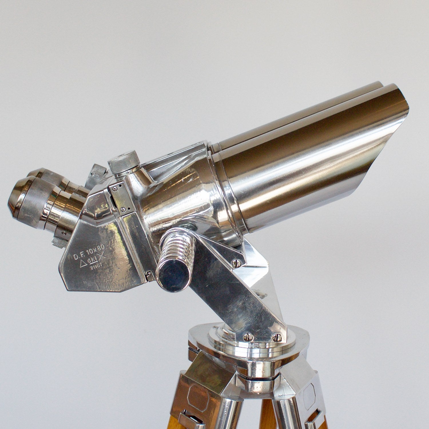 10 x 80 Naval Binoculars