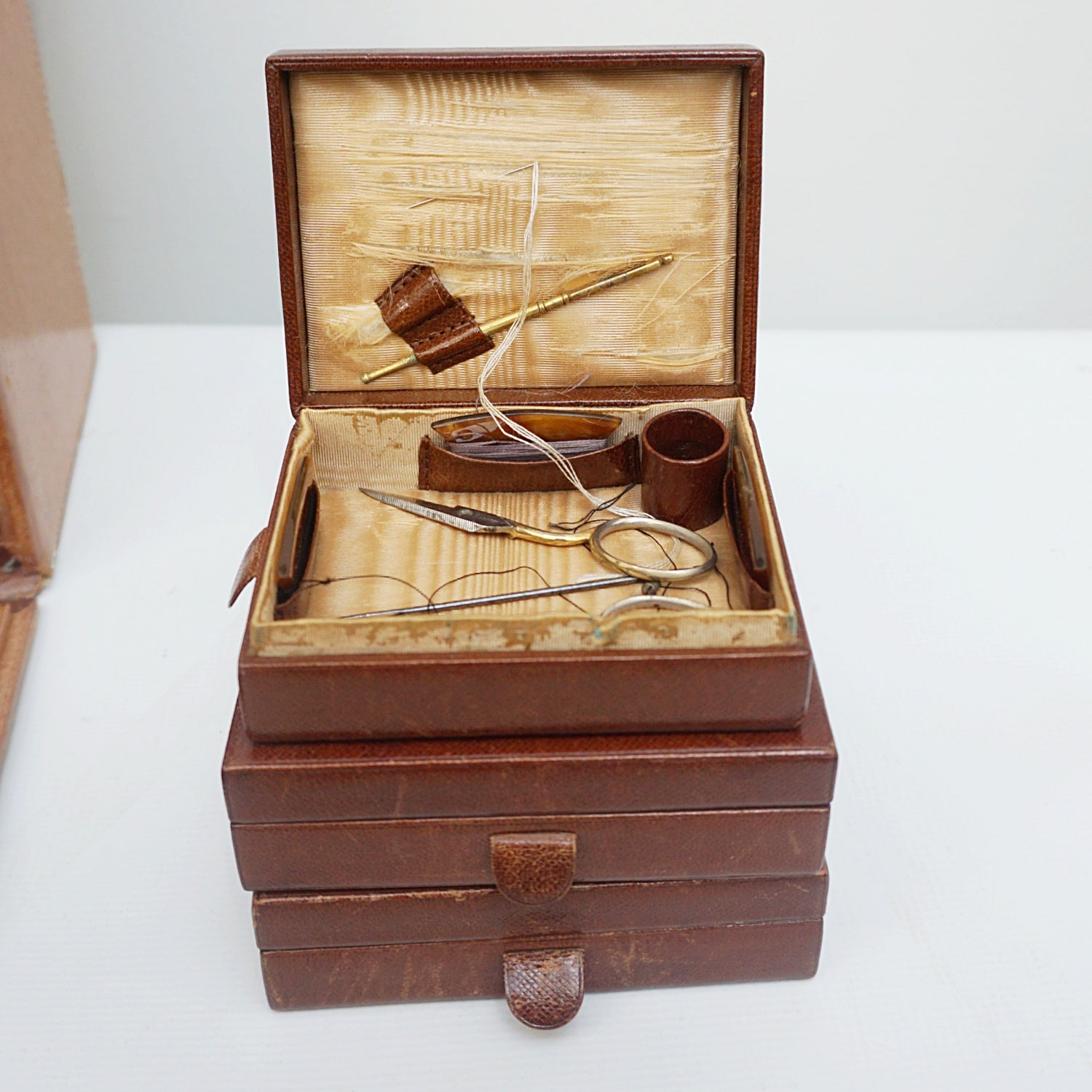 Vintage early 20th century vanity set - Jeroen Markies Art Deco