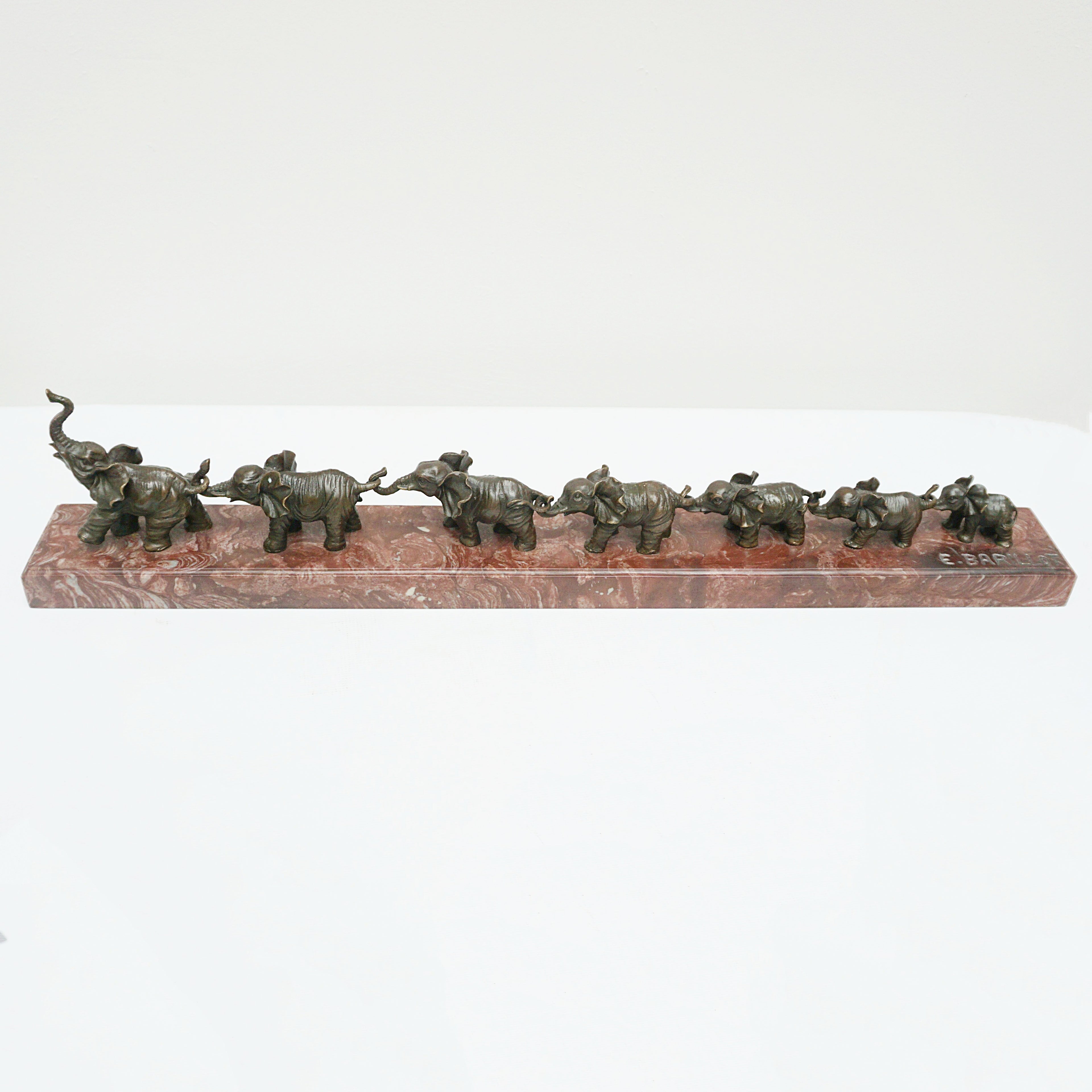 Contemporary Bronze Sculpture of a Herd of Elephants - Jeroen Markies Art Deco