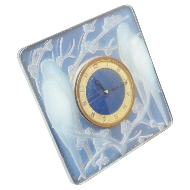 Rene Lalique 'Inseperables' Art Deco Blue Opalescent Clock - Jeroen Markies Art Deco