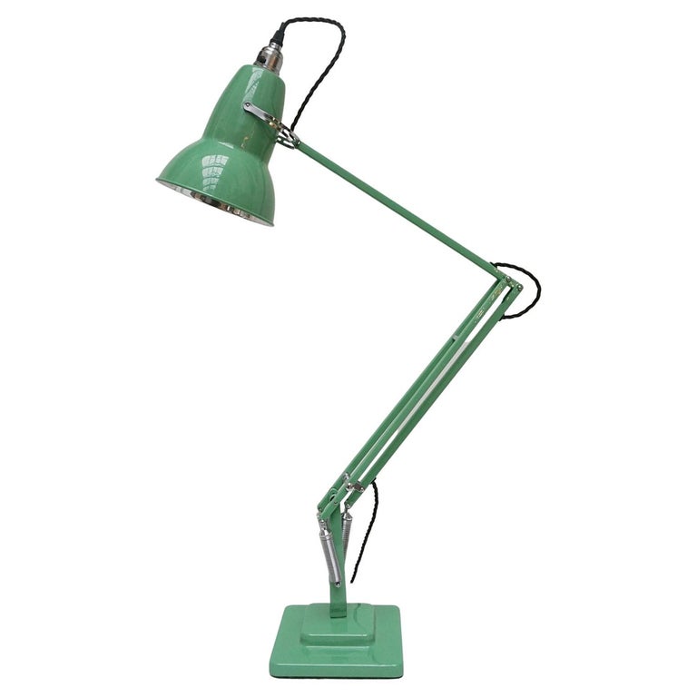 Herbert Terry & Sons Anglepoise Desk Lamp Circa 1950 - Repainted Green - Jeroen Markies Art Deco