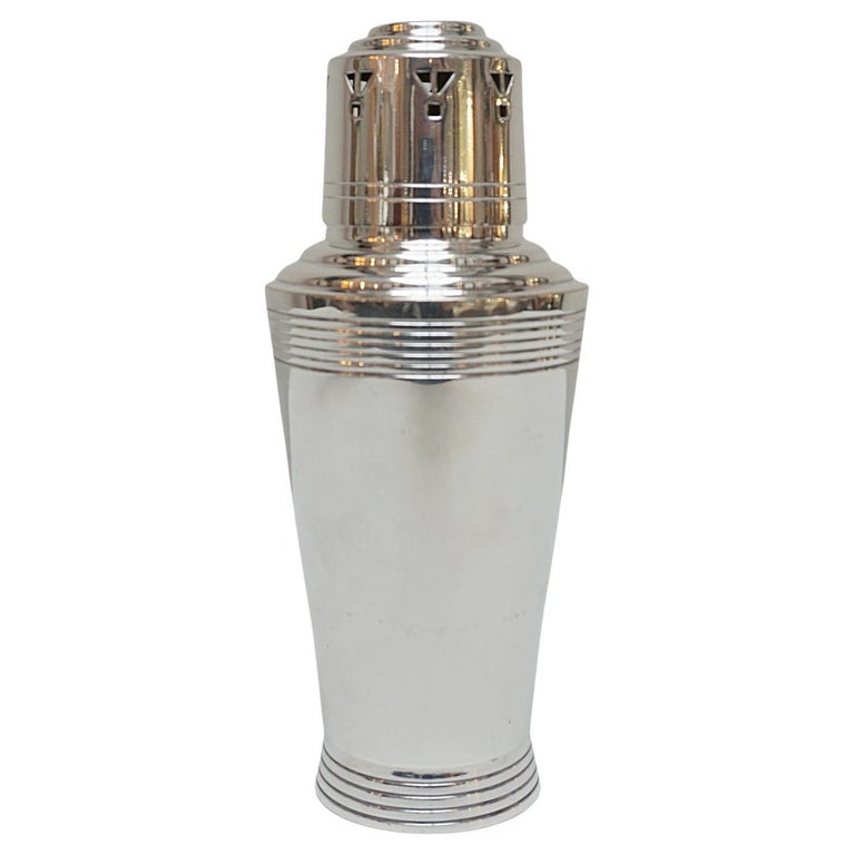 Keith Murray Designed Vintage Art Deco Sugar Sifter Retailed by Mappin & Webb - Jeroen Markies Art Deco