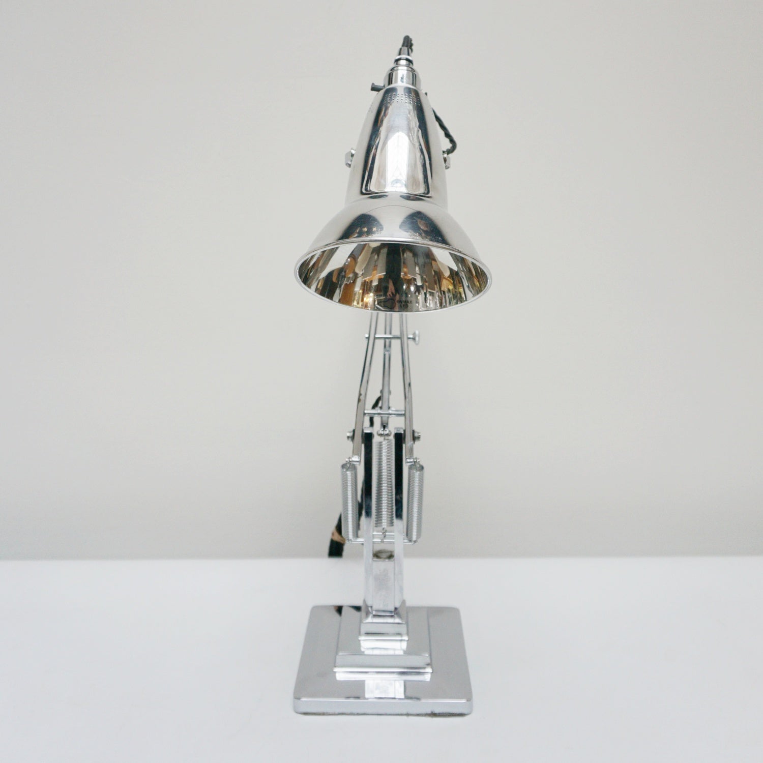 Three-spring' chromed and polished metal Anglepoise desk lamp by Herbert Terry & Sons.  Jeroen Markies Art Deco.