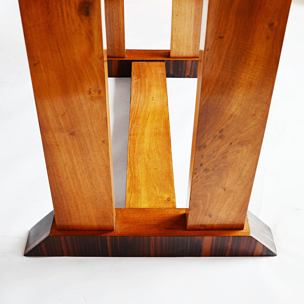 Extendable Dining Table