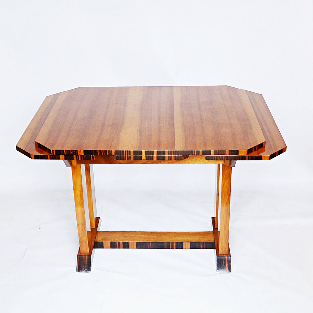 Extendable Dining Table